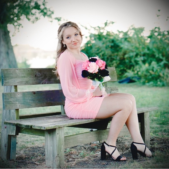 Meet your Posher, Sophie - Picture 3 of 4